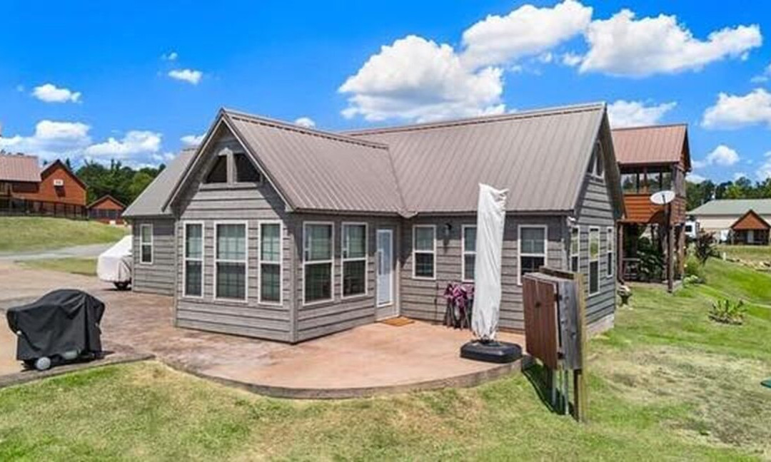 Smith Lake RV & Cabin Resort景点图片