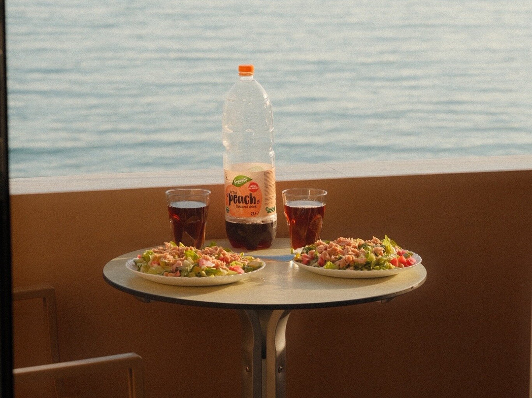 Morpheas Apartments主图