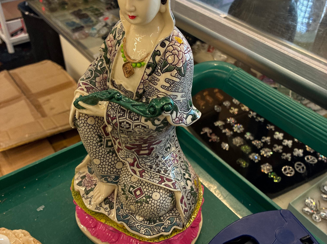 Hope Thrift Store-Dundee必去景点