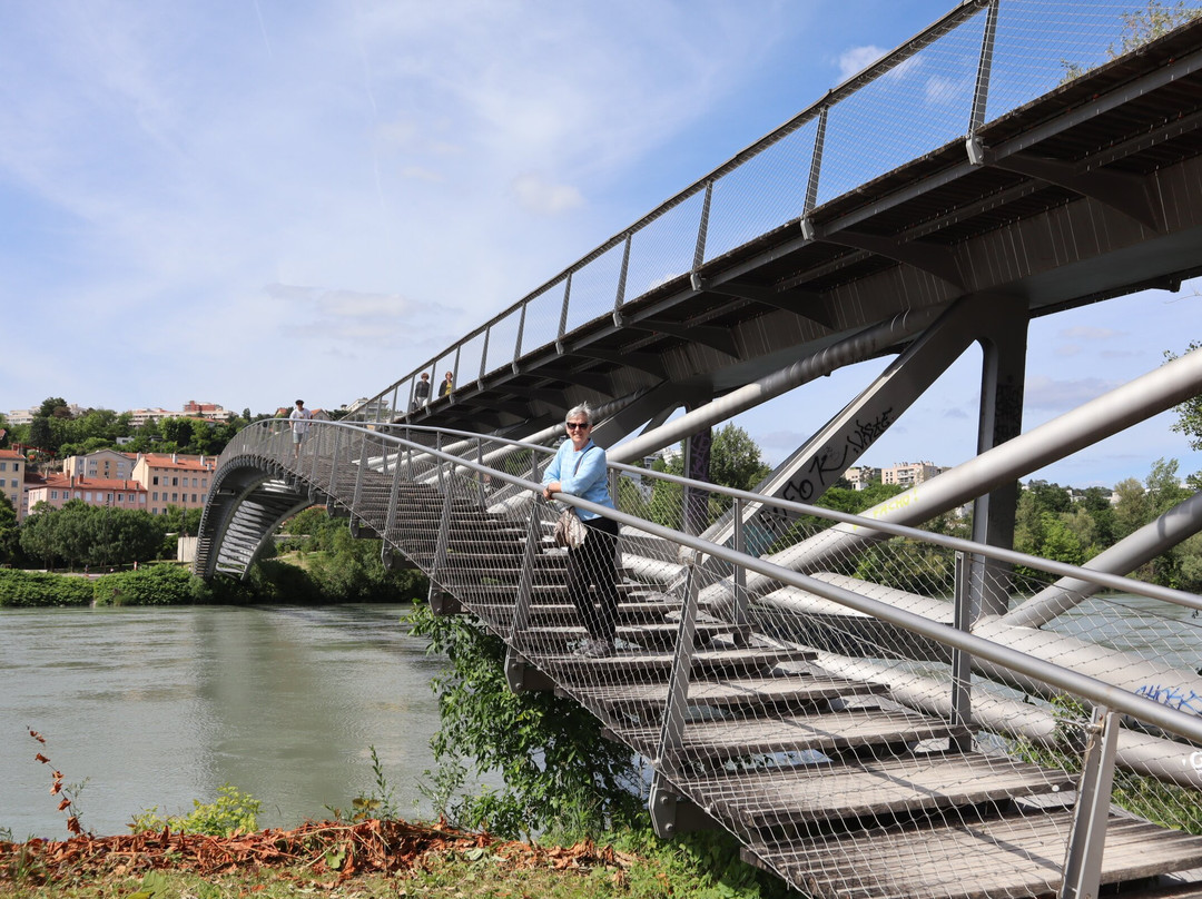 Passerelle De La Paix景点图片
