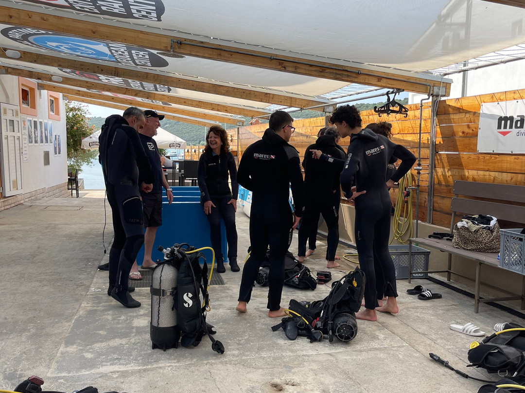 Kron Diving Center景点图片