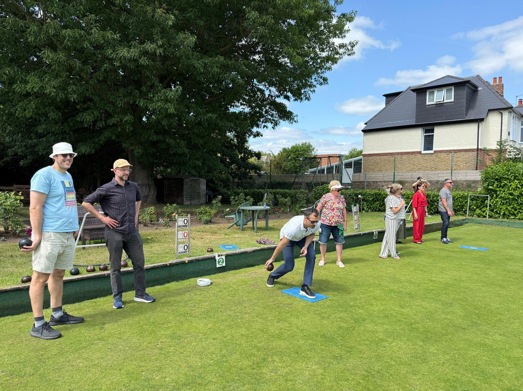 Walton On Thames Bowling Club