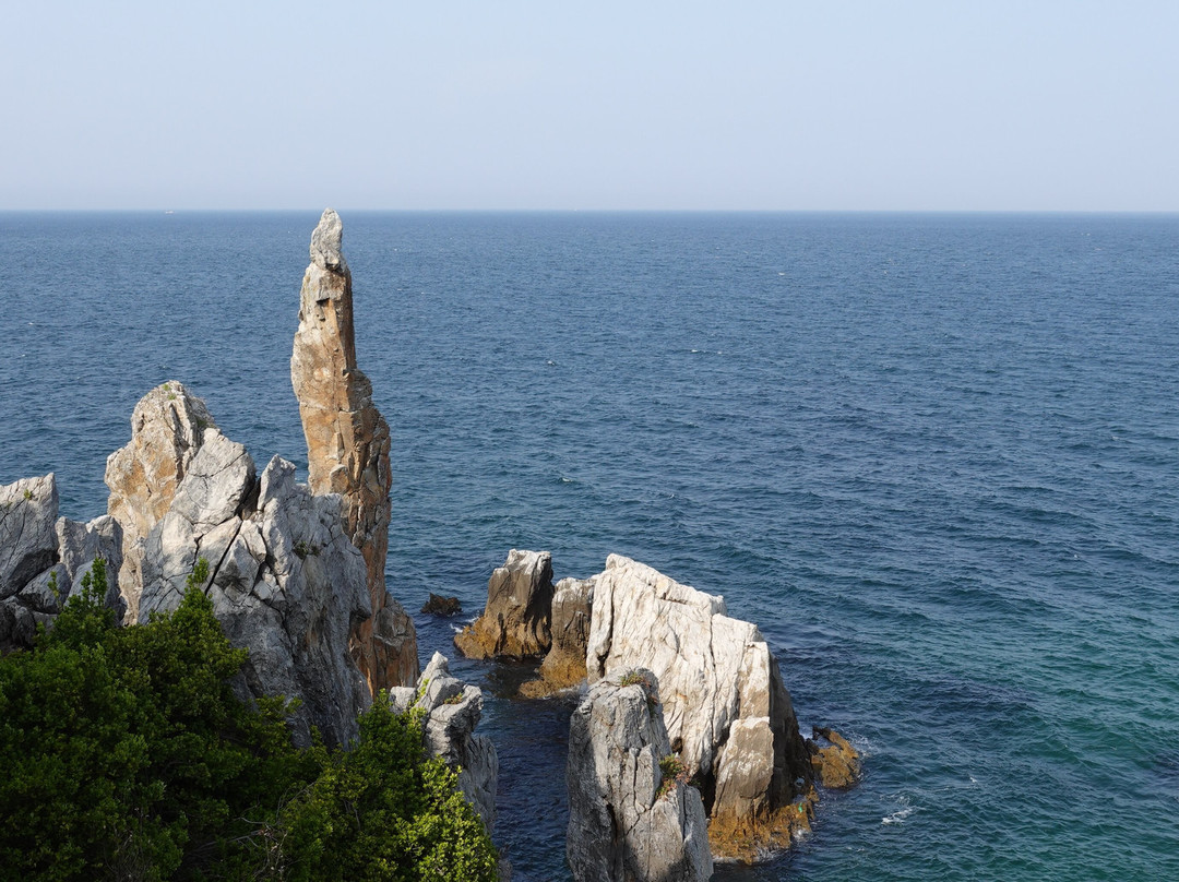 Chotdaebawi (Candlestick Rock)景点图片