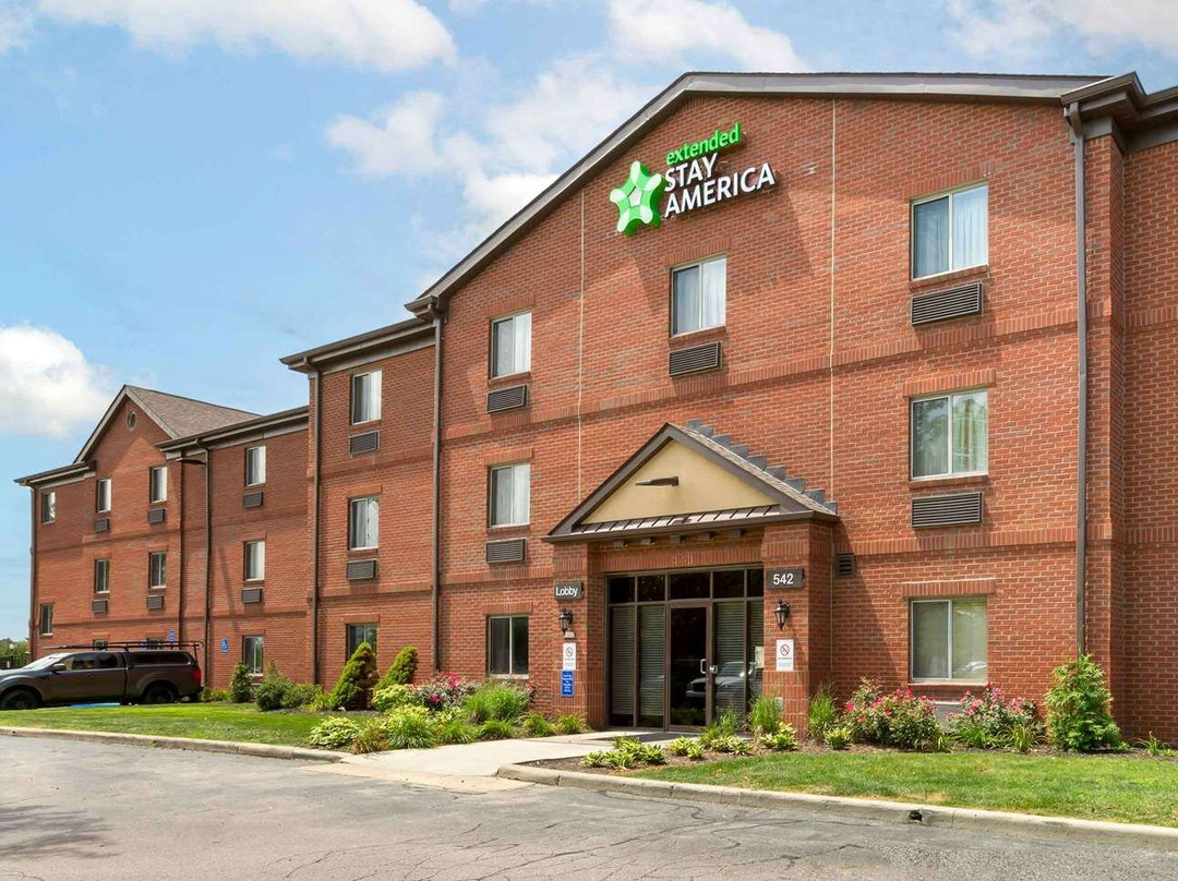 托莱多美国长住酒店 - 莫米