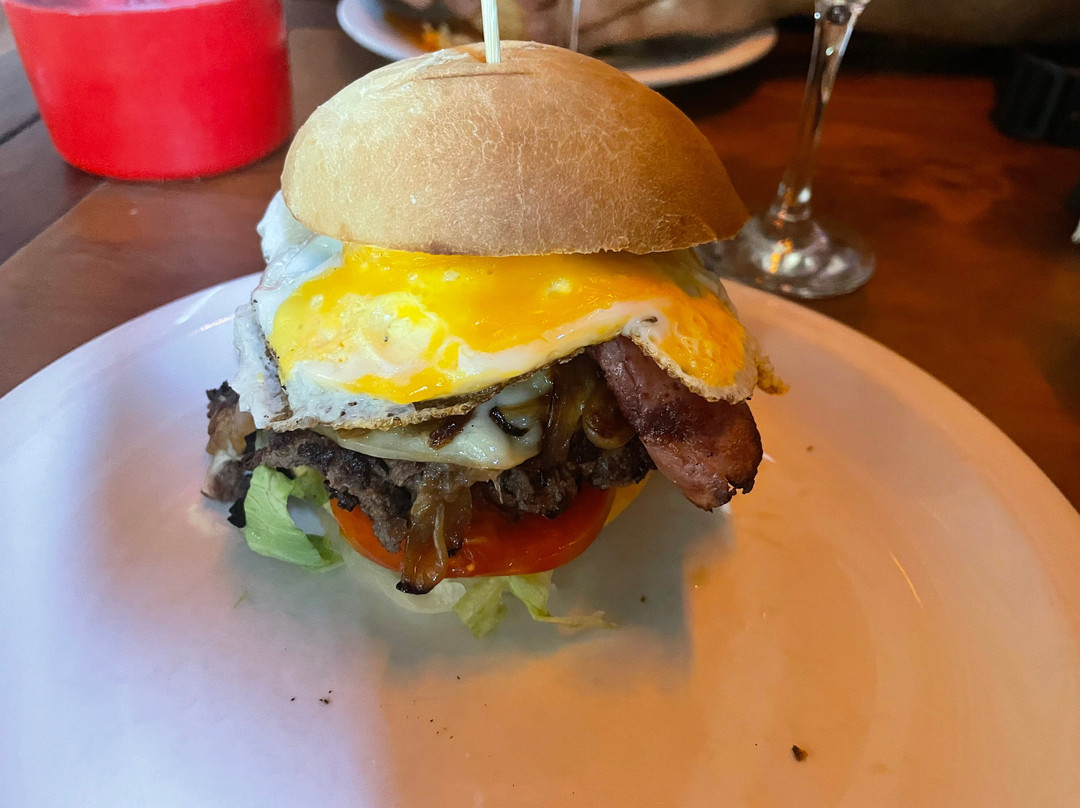 Amores Tintos Gorriti