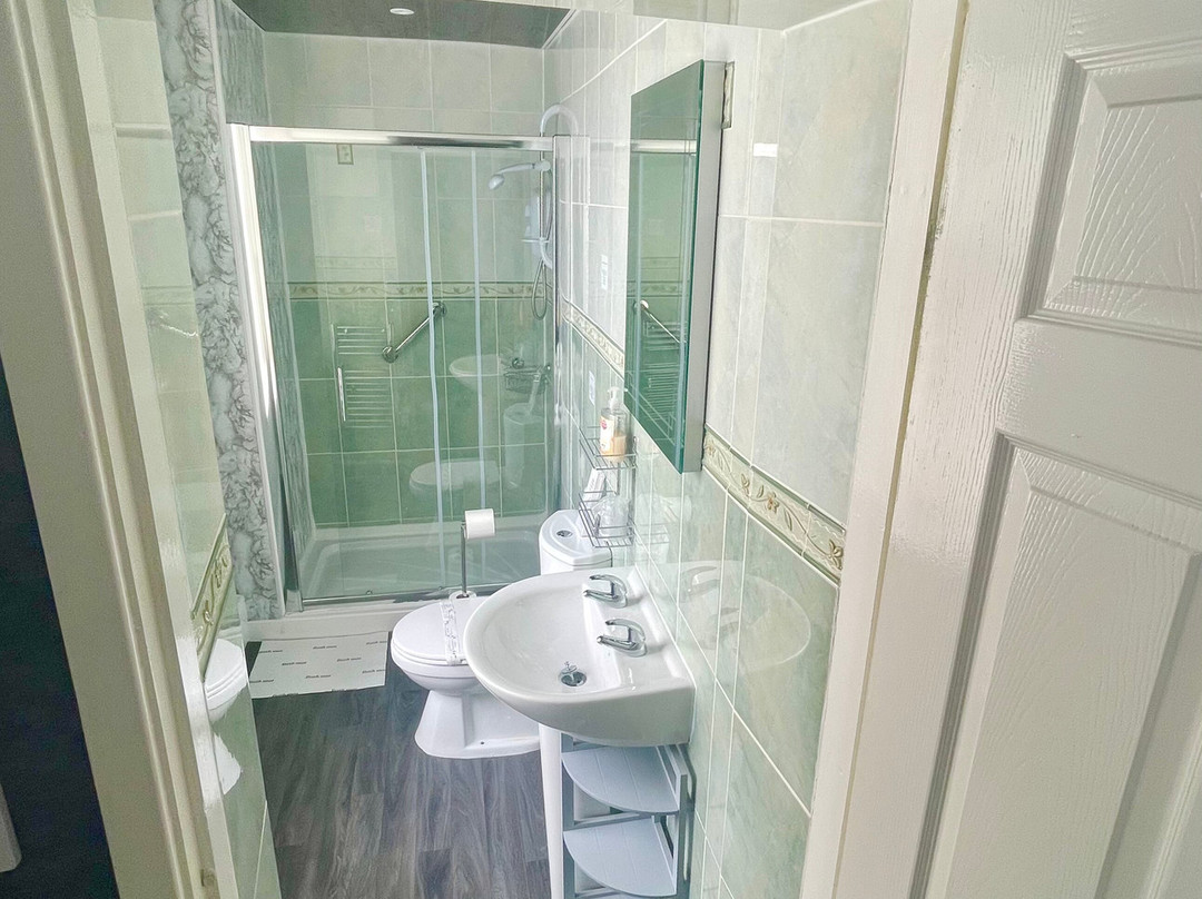 Milverton House主图