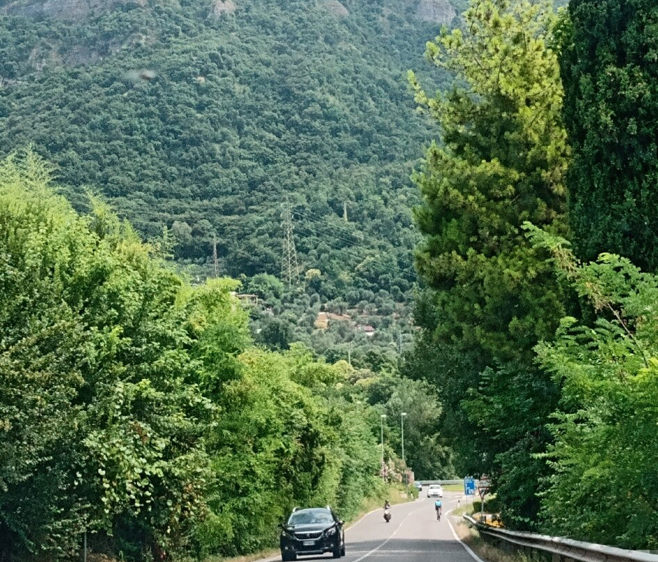 SS45 Bis-加尔多内里维耶拉必去景点