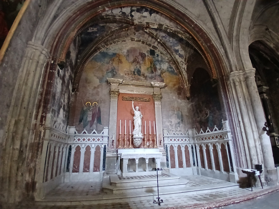 Église Saint-Paul-纳博讷必去景点