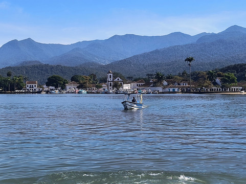 Escuna Cavendish-帕拉地必去景点