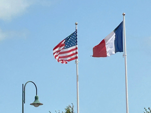 Overlord-Neptune Tours-巴约必去景点