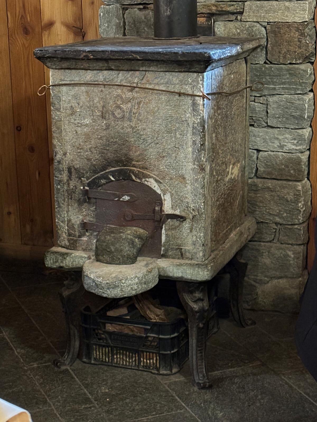 Rifugio L'Aroula-官方