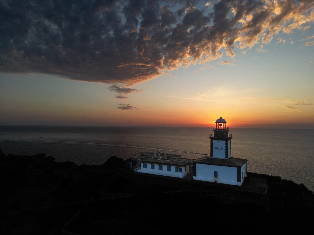 Pointe De La Revellata-卡尔维必去景点