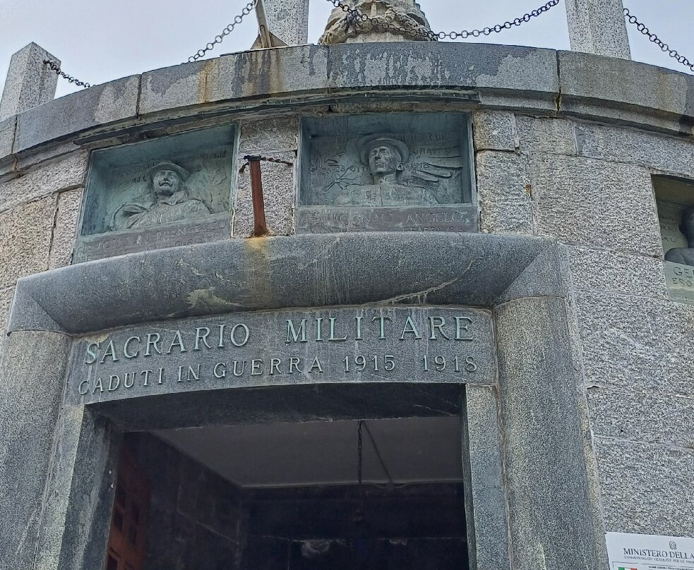 Sacrario militare del Passo Del Tonale-Passo del Tonale必去景点