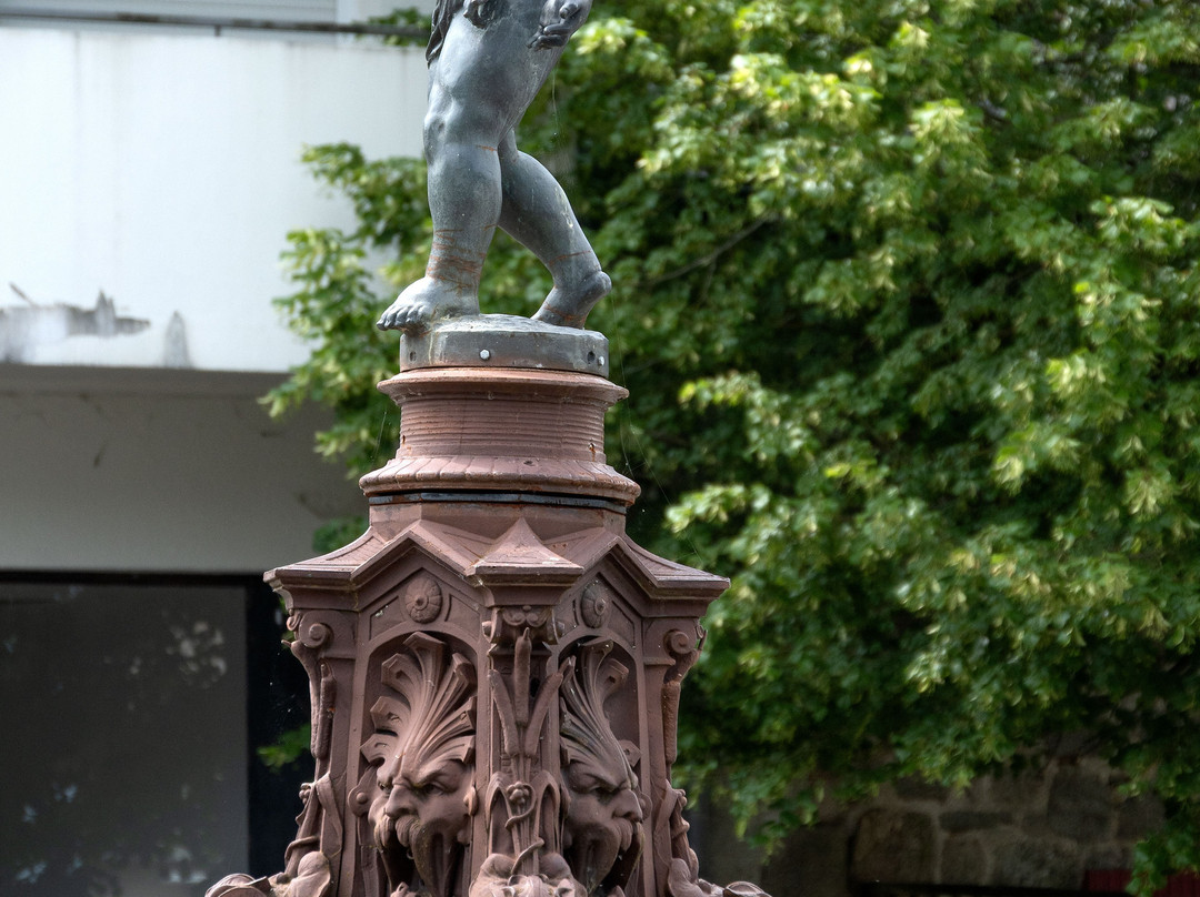 Fontaine Du Marchadial-Egletons必去景点