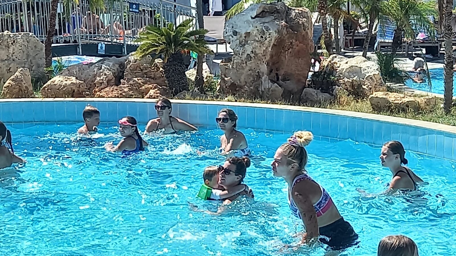 Atlantica Mikri Poli Rhodes-官方