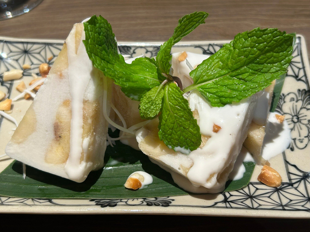 Mammom Restaurant - Vietnamese Cuisine