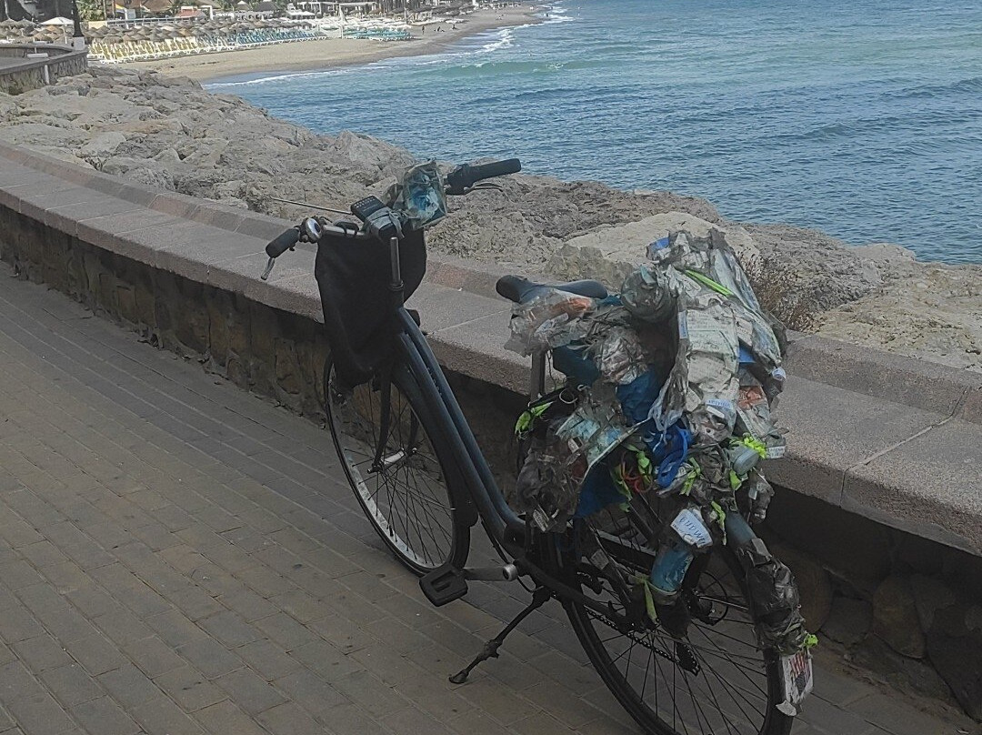 Playa El Bajondillo-托雷莫里诺斯必去景点