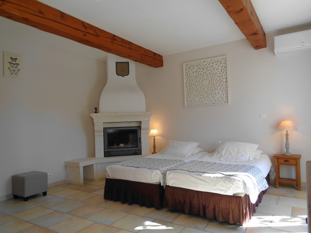 Le Clos Des Lavandes主图
