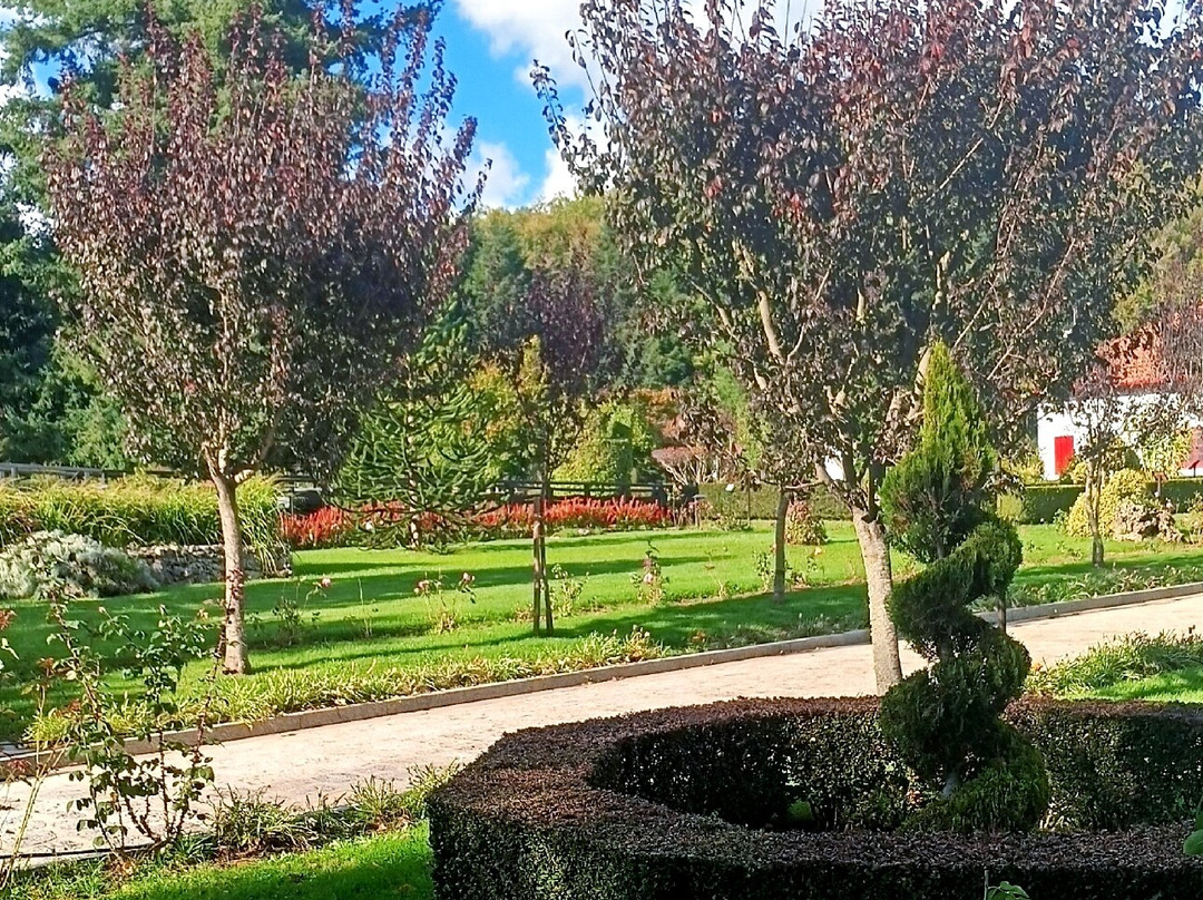 Parco Di Villa Vittoria-Mongiana必去景点
