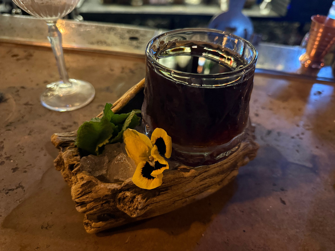 Enigma - Cocktail Bar