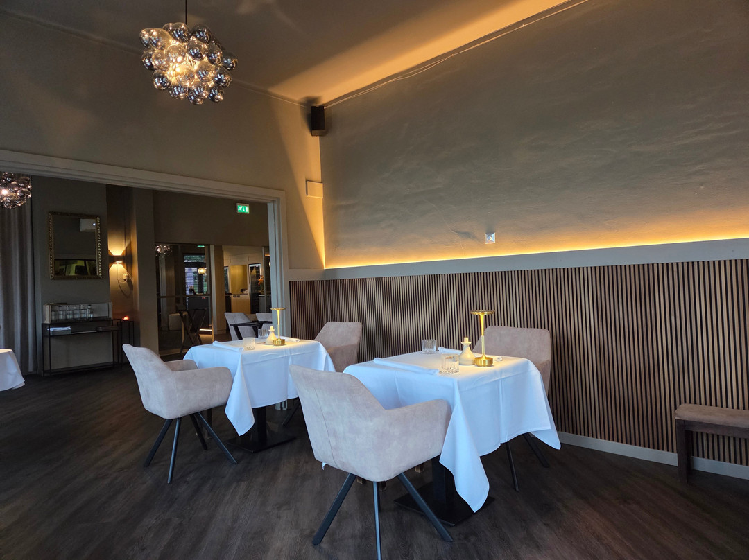 Karels Restaurant Hotel主图