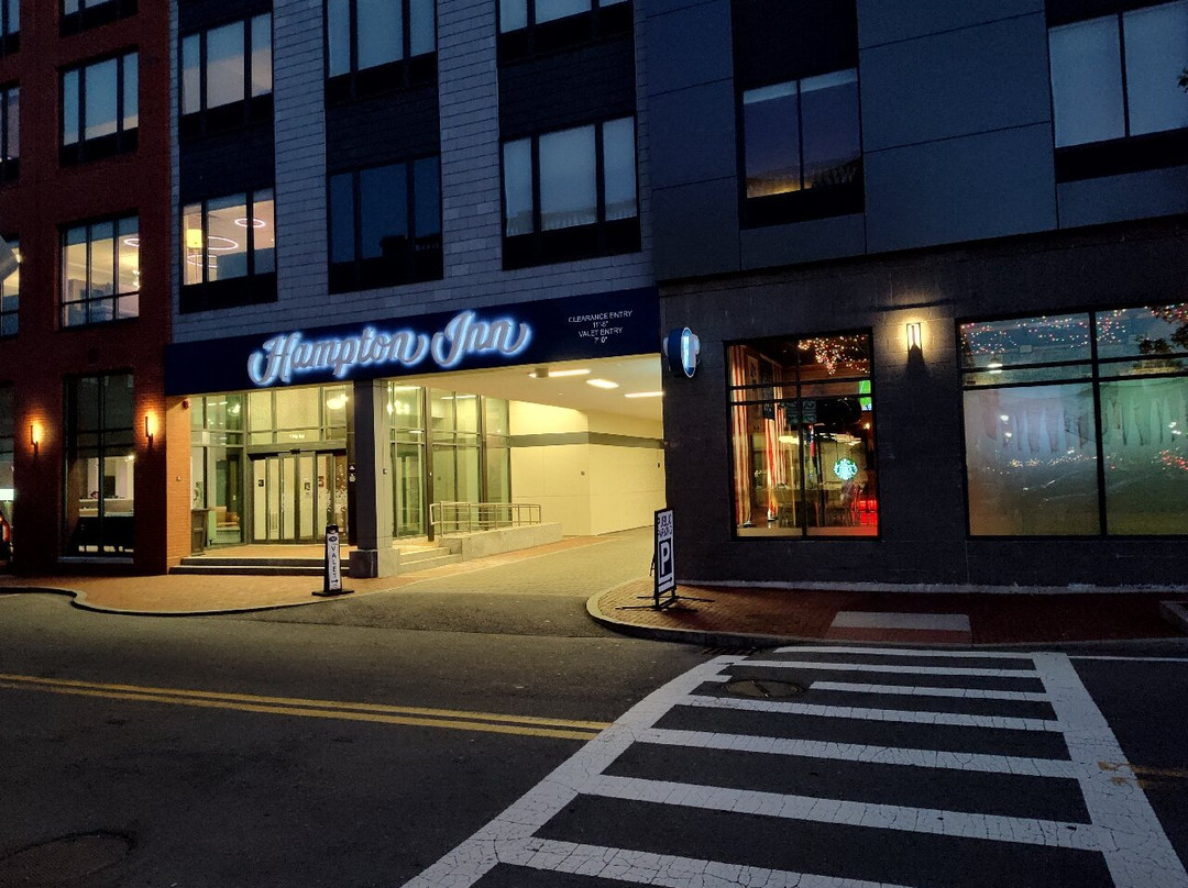Hampton Inn Salem Boston, Ma主图