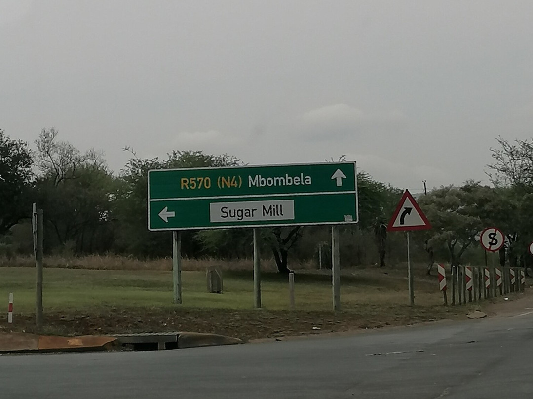 Selati 103 Guest Cottages主图