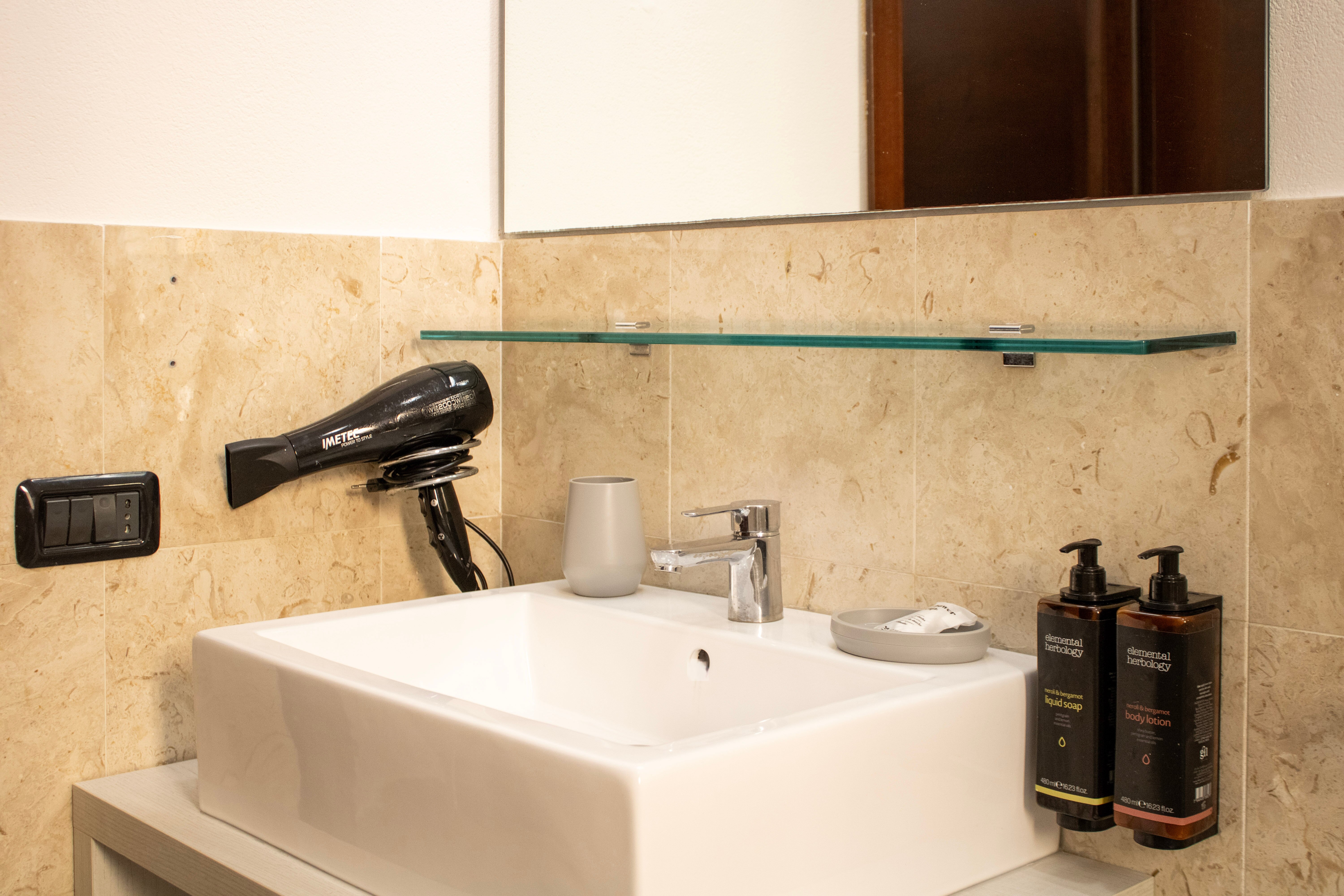 San Domenico Residence by Badia Nuova-浴室