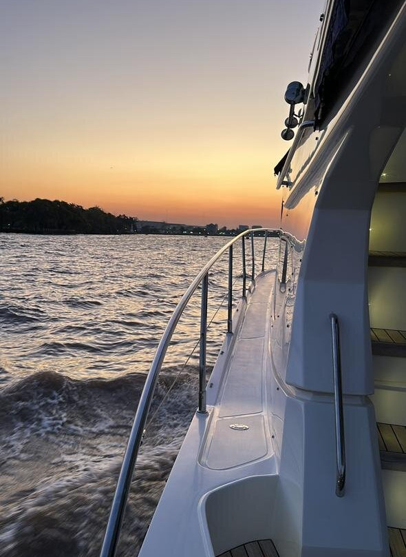 Alquiler De Yates - Marineria Botarda-Rincon de Milberg必去景点