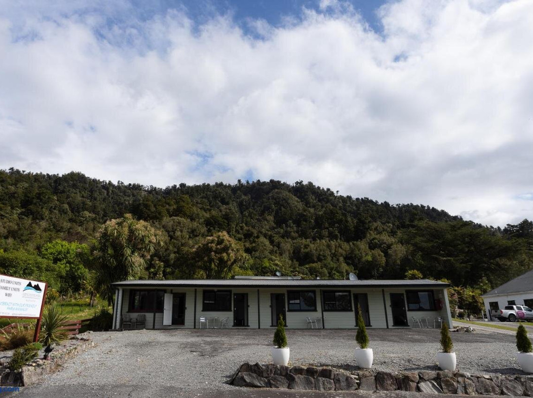 格伦阿尔蒙历史悠久的家园和阿尔卑斯乡间住宿