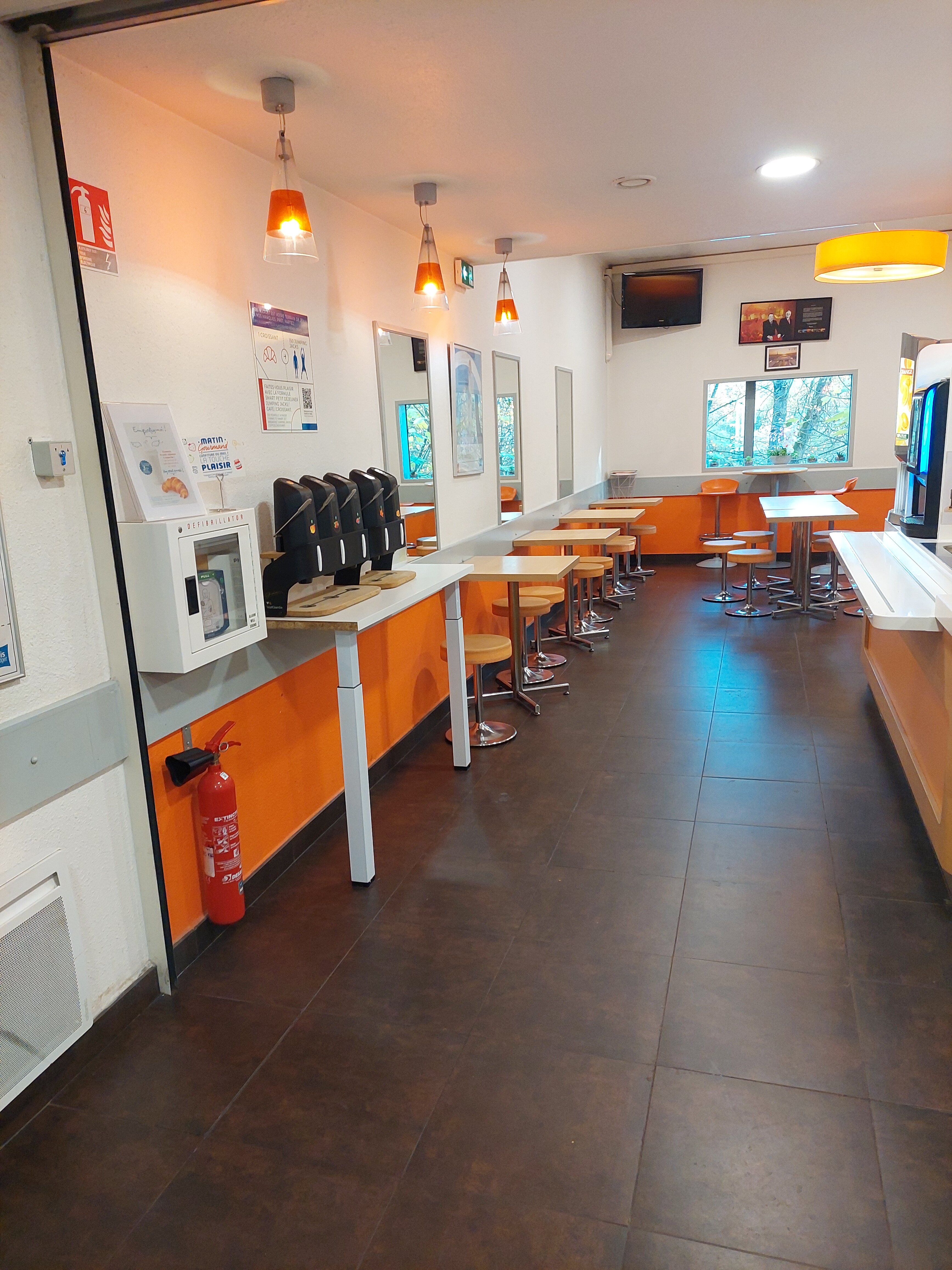 宜必思快捷塞尔吉圣克里斯多夫酒店-官方