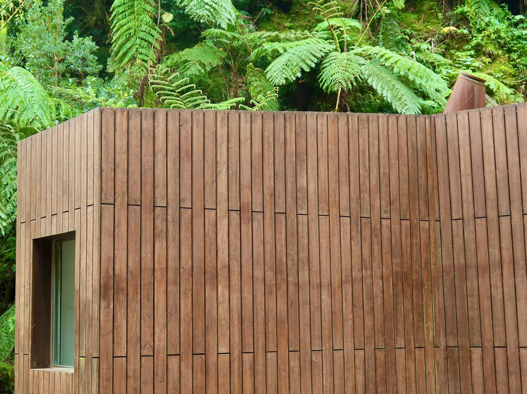 Centro de Interpretação Ambiental Caldeira Velha-大里贝拉必去景点