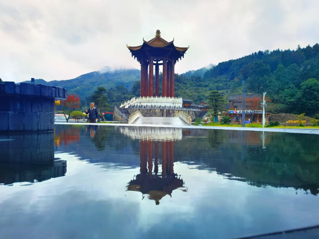 紫林山豪利维拉酒店