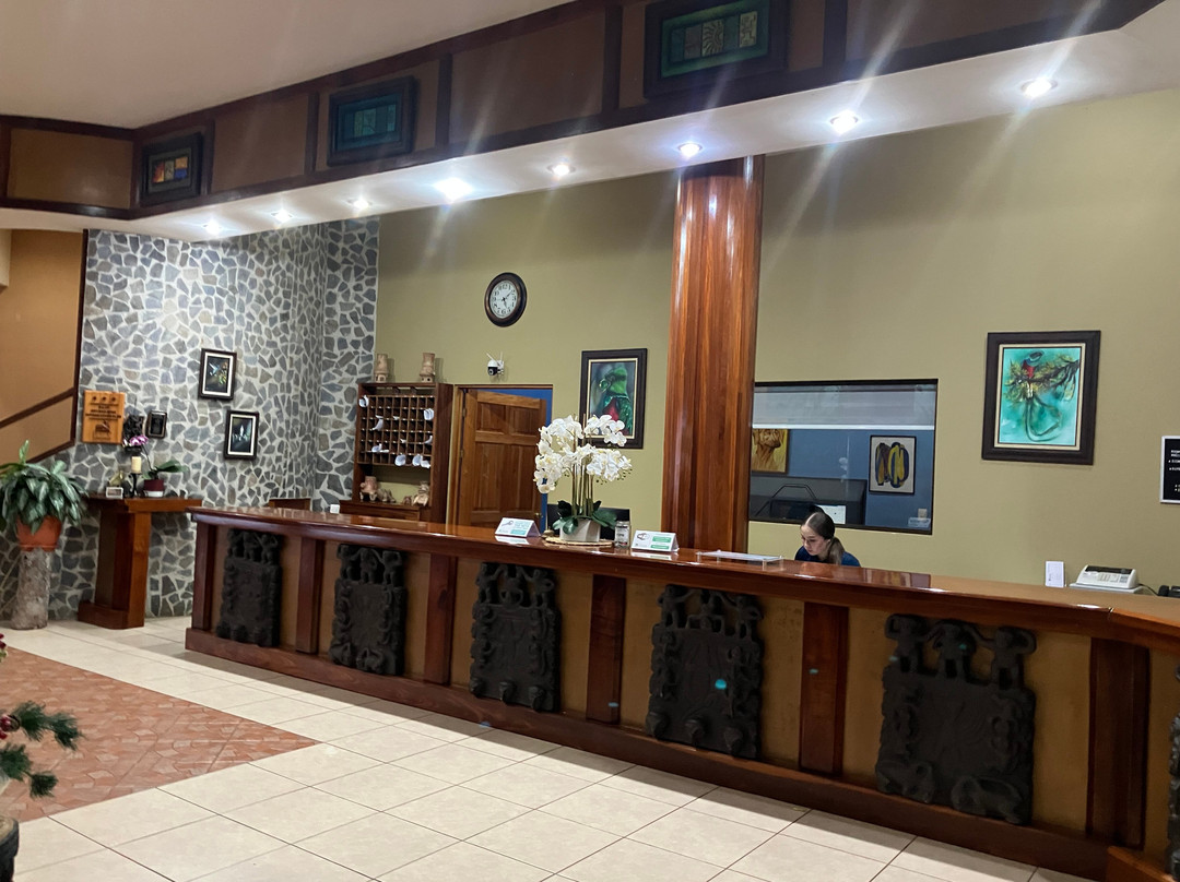 蒙特贝尔德蒙大拿酒店主图