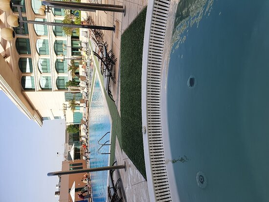 罗达艾尔布斯坦酒店主图