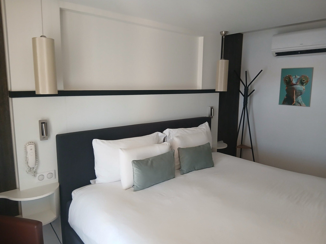 塔拉卡普卡塔鲁尼亚酒店主图