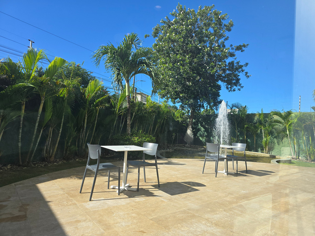 Hampton by Hilton Santo Domingo Airport主图