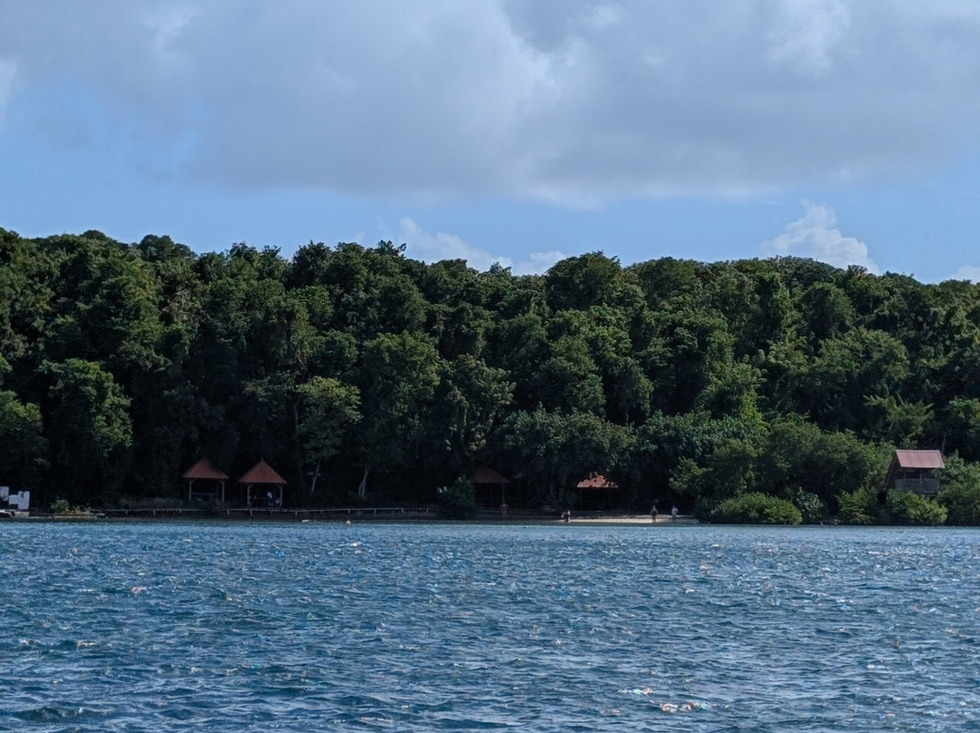 Catamaran Bwa Drese-Le Robert必去景点