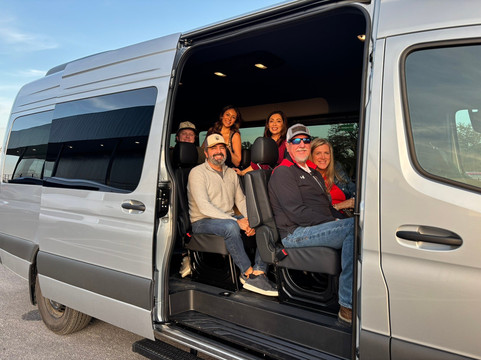 Hill Country Limo & Wine Tours by Pronto Andiamo-弗雷德里克斯堡必去景点