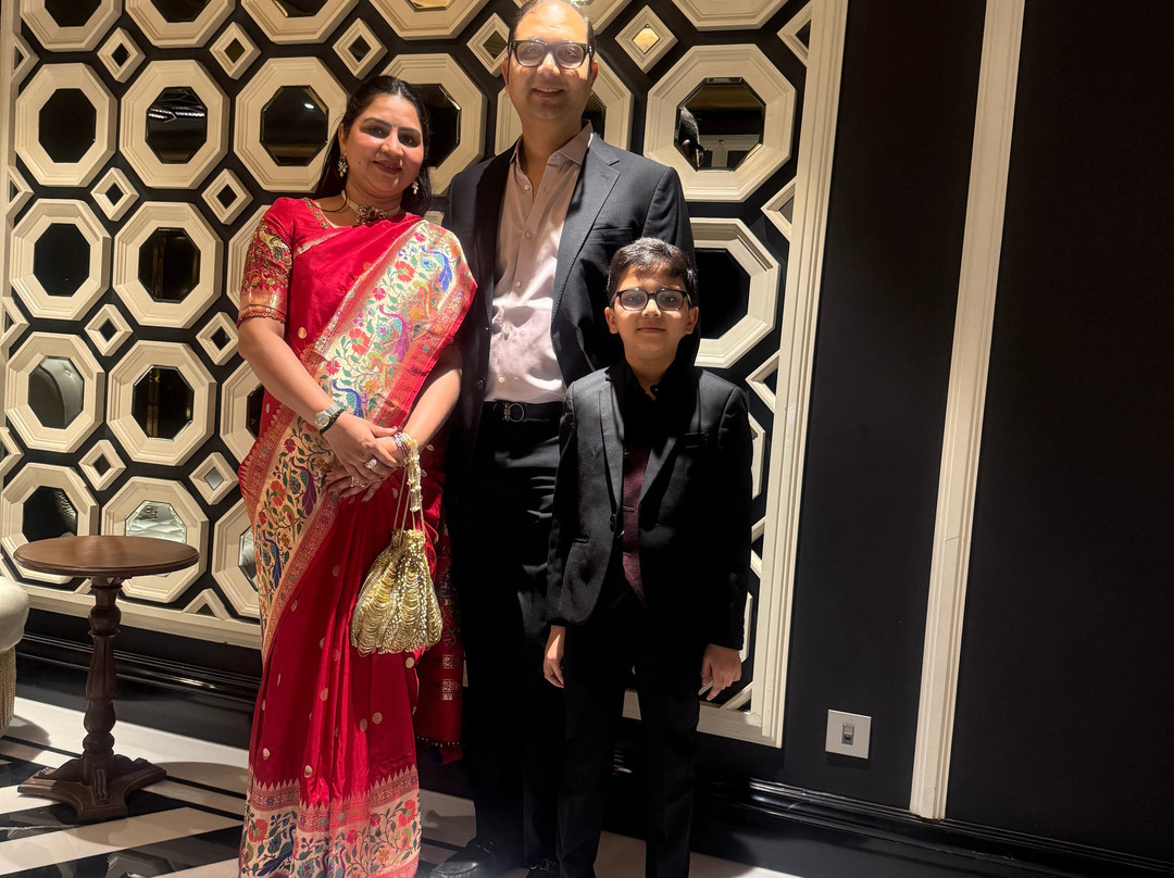 Hotel Hillock Ahmedabad主图