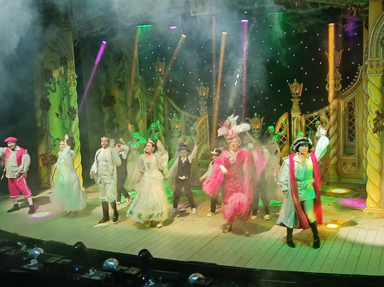 The Old Savoy - Home of The Deco Theatre-北安普敦必去景点