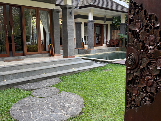 乌布苏亚拉空气豪华别墅主图