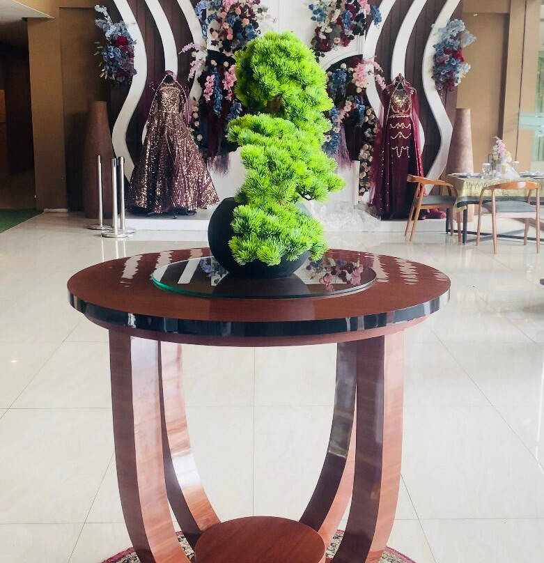 Front One Akshaya Hotel Karawang主图