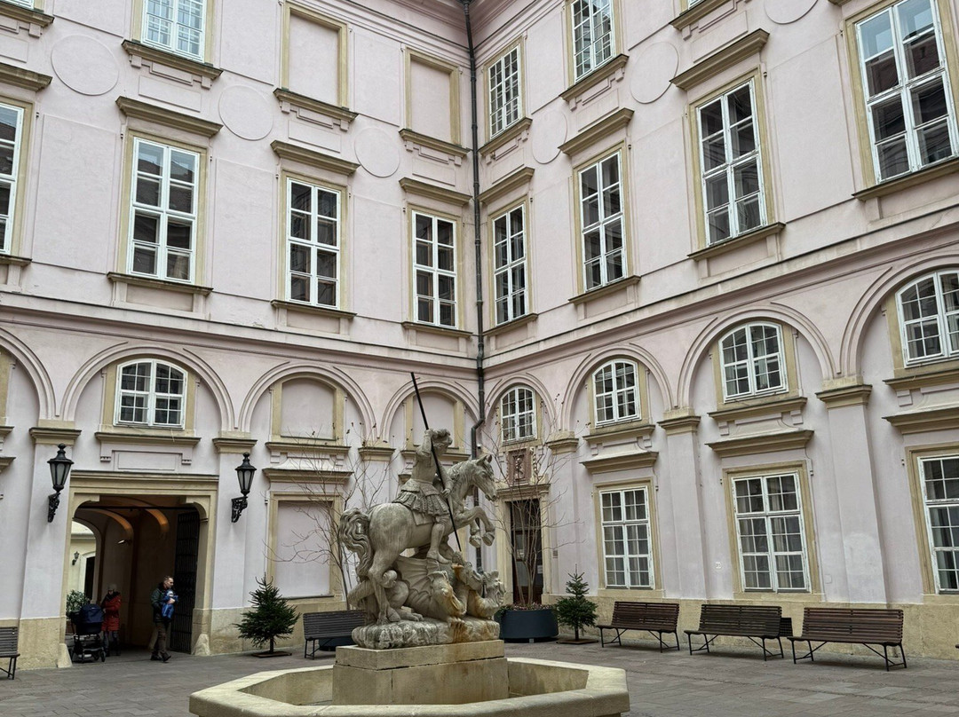 Primates' Palace-布拉迪斯拉发必去景点