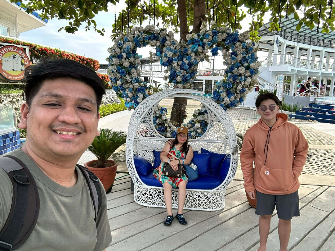 Elijah Sea Breeze Resort