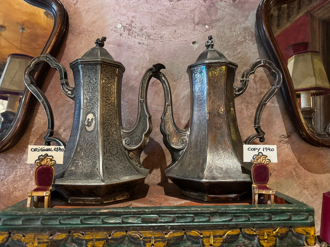 Muzeul Micul Paris (The Little Paris Museum)