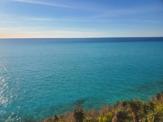 帕诺海滩俱乐部主图
