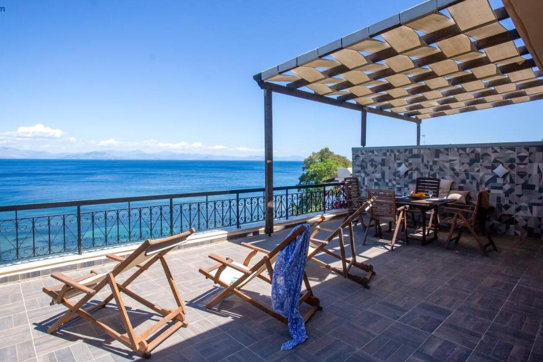 Ionian Kaizer Boutique