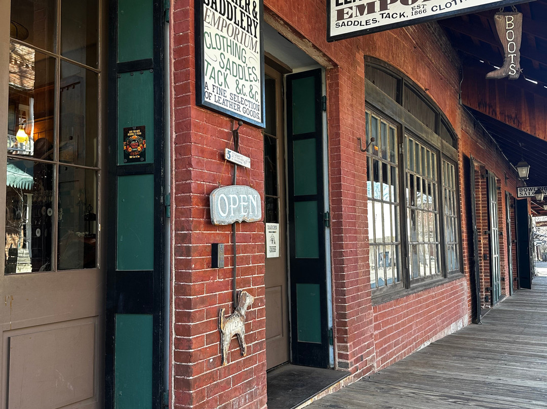 Ebler's Leather & Saddlery-Columbia必去景点