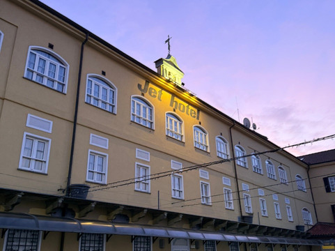 杰特酒店主图